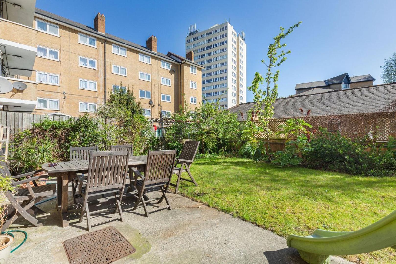 Guestready - Lovely Haven With A Private Garden * Londres